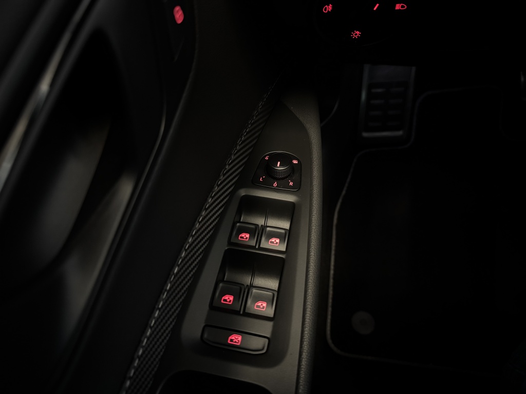 SEAT Leon ST 2.0 TSI 4DRIVE CUPRA 48674165-27.jpg | Autoservice Evers