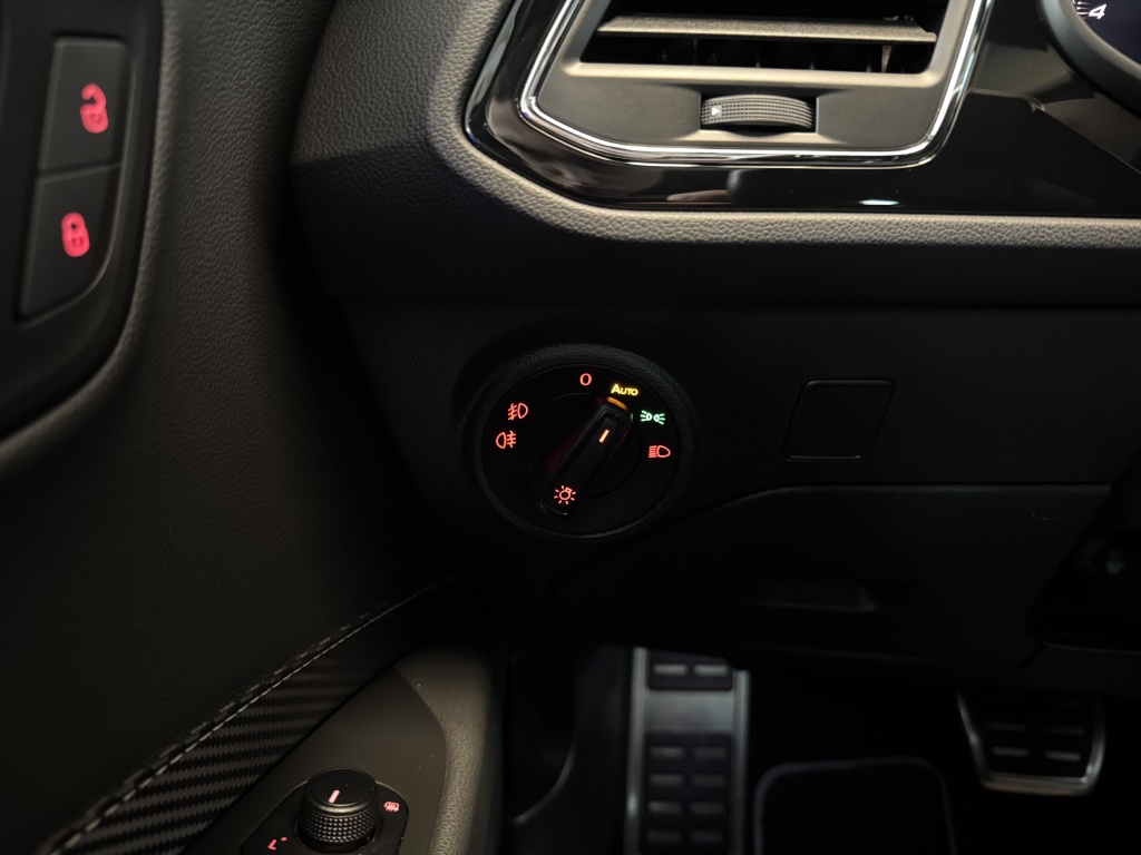 SEAT Leon ST 2.0 TSI 4DRIVE CUPRA 48674165-28.jpg | Autoservice Evers