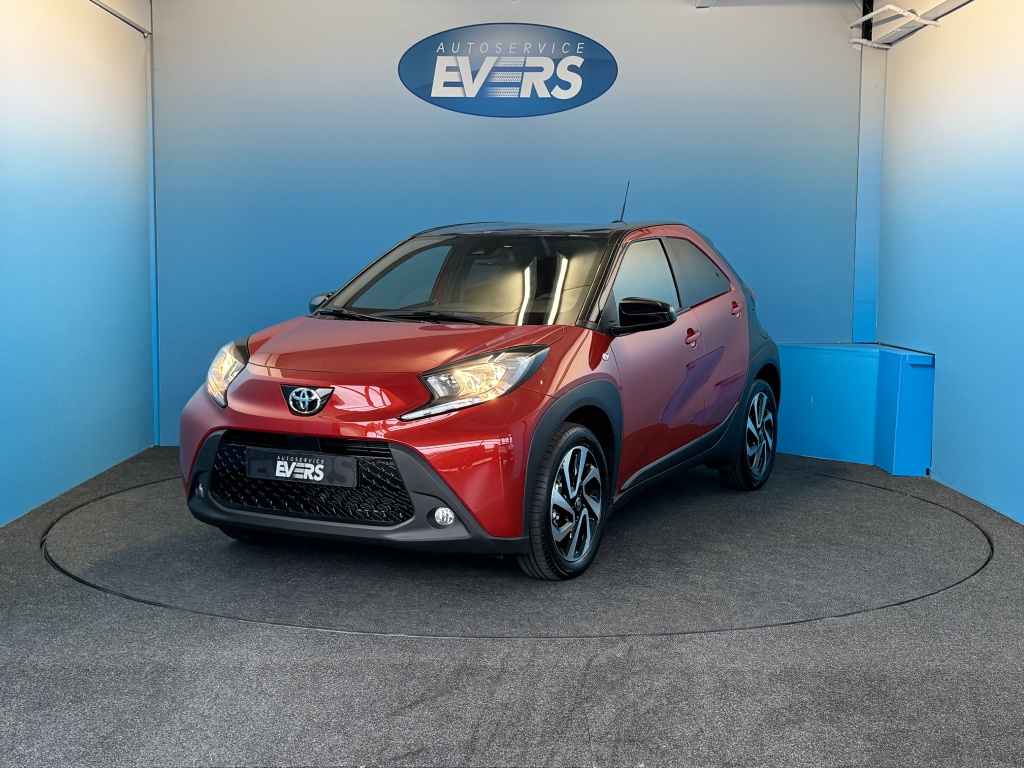 Toyota Aygo X Bi Tone Car-Play stoelverw. 1.0 VVT-i MT Premium 48689940-0.jpg | Autoservice Evers
