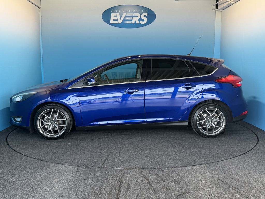 Ford Focus 1.0 Titanium, 17 LM velgen, 5-Drs 56761345-1.jpg | Autoservice Evers